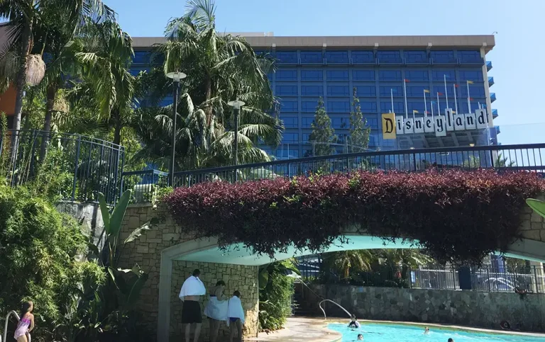 Disneyland hotel